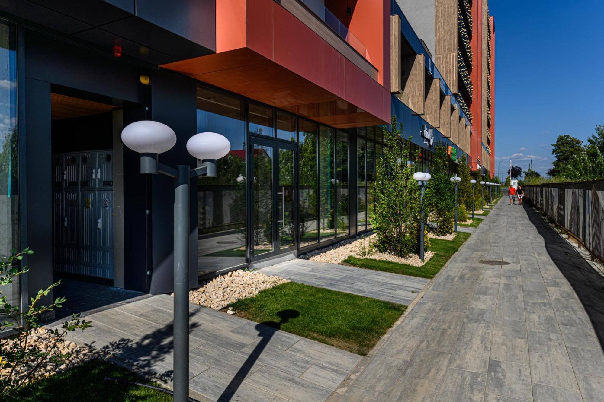 Luxury Landing Apartments Complex Qualis Брашов Екстериор снимка