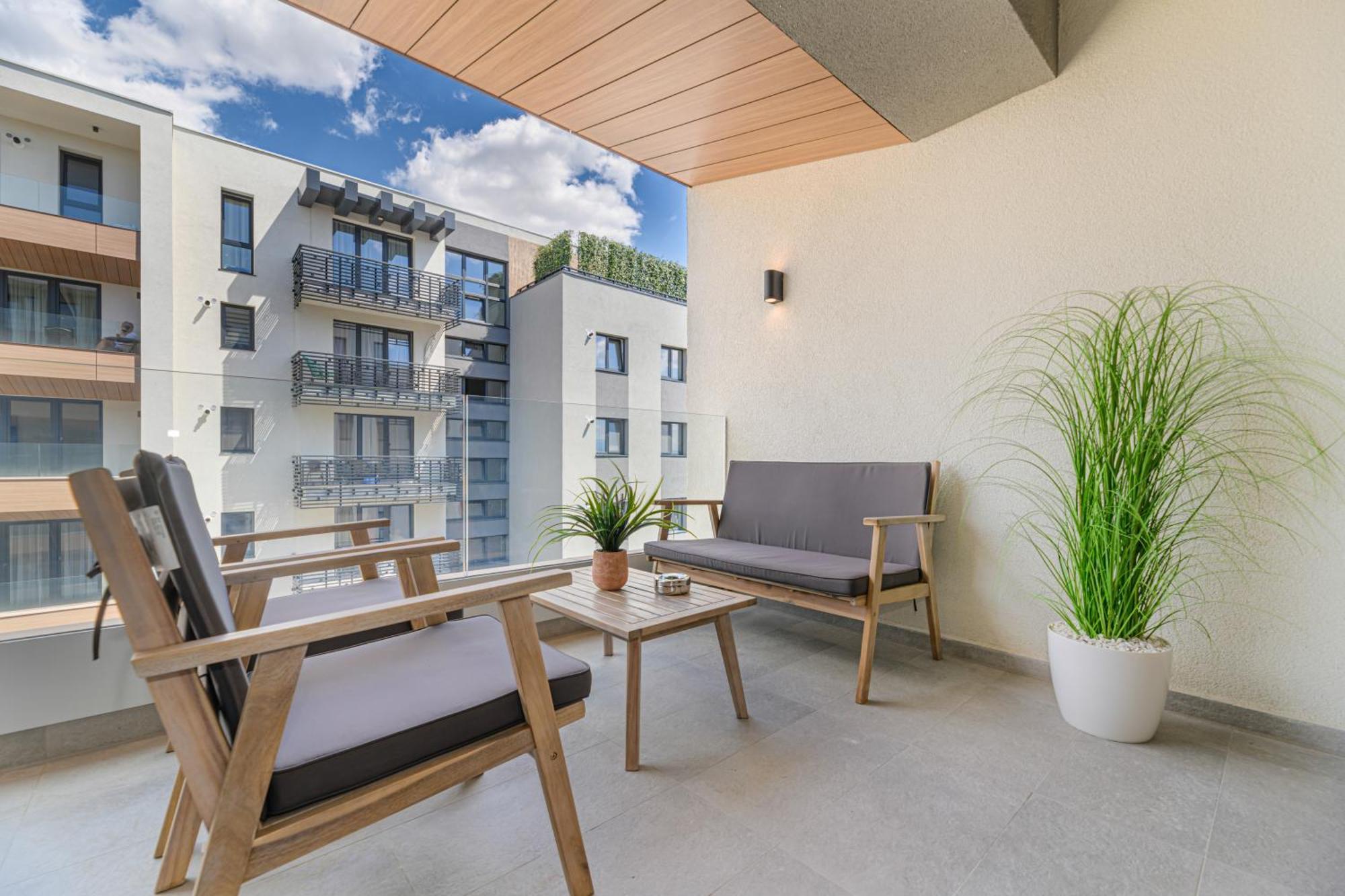 Luxury Landing Apartments Complex Qualis Брашов Екстериор снимка