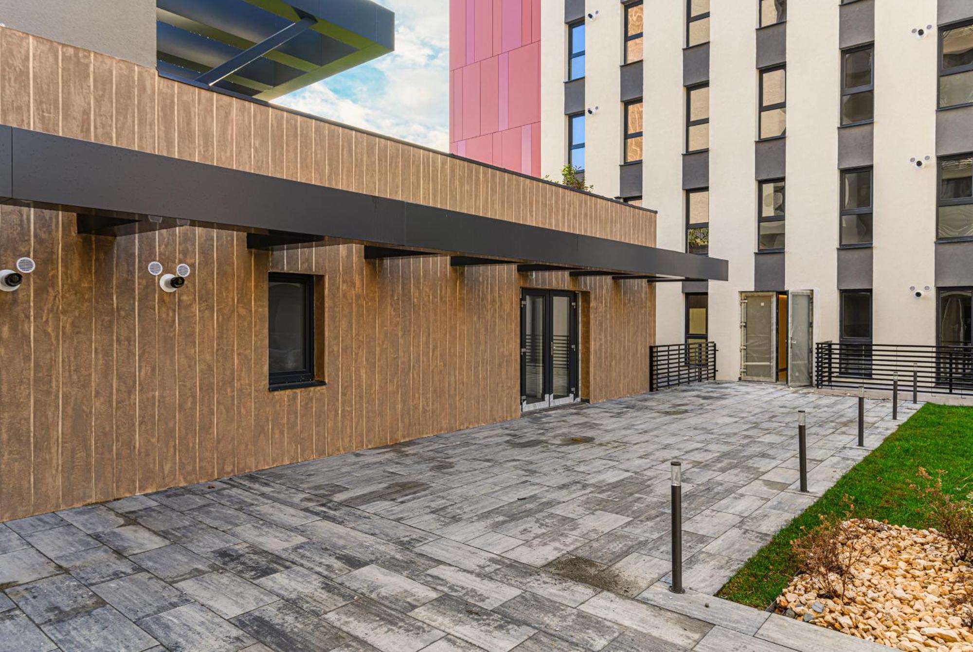 Luxury Landing Apartments Complex Qualis Брашов Екстериор снимка