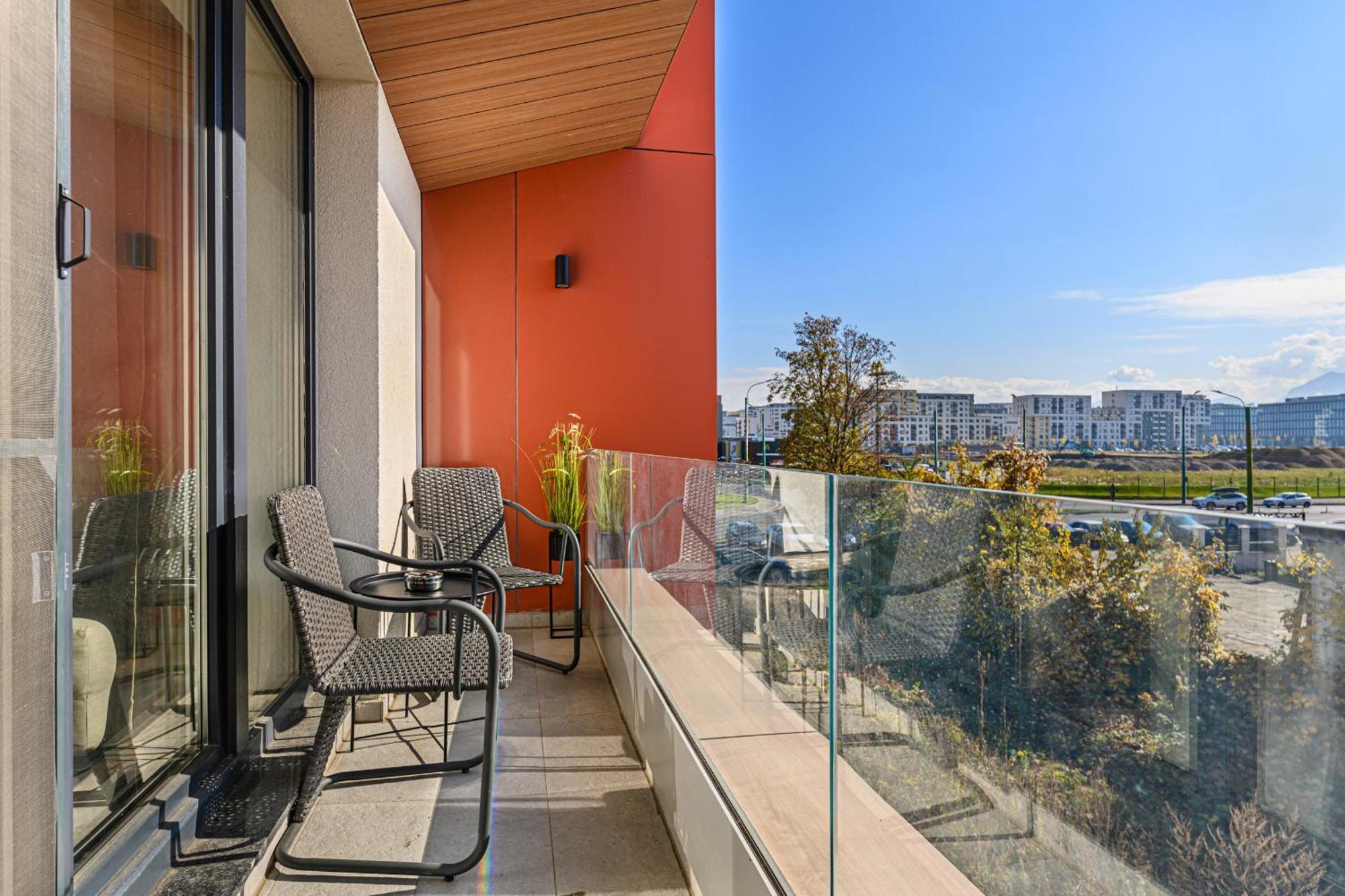 Luxury Landing Apartments Complex Qualis Брашов Екстериор снимка