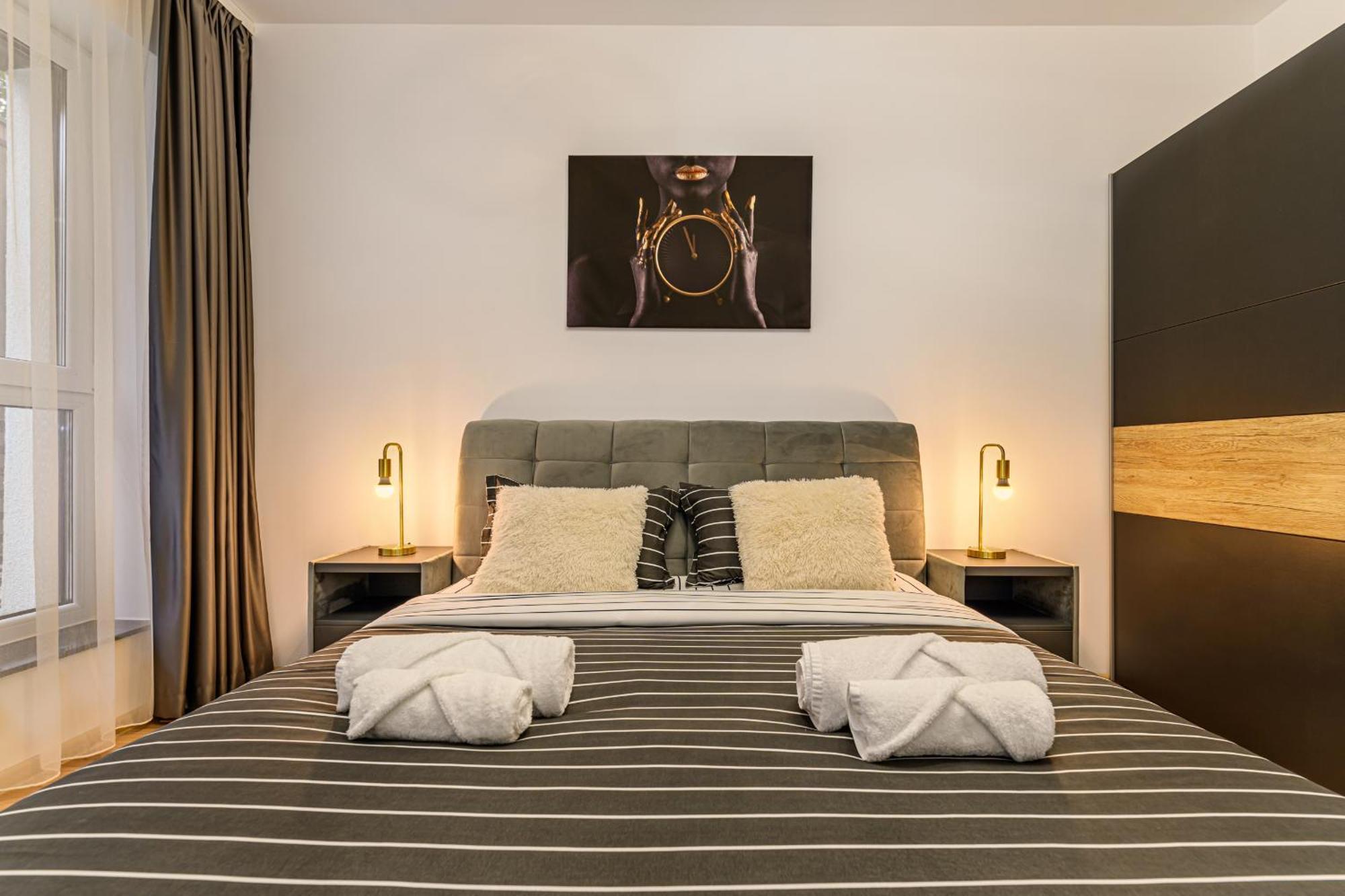 Luxury Landing Apartments Complex Qualis Брашов Екстериор снимка